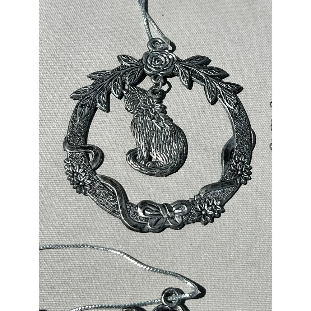 Vtg Pewter Christmas Ornaments 6 Round Cat Horse Angel Snowman Stocking Santa‎